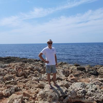 Ярослав Попов